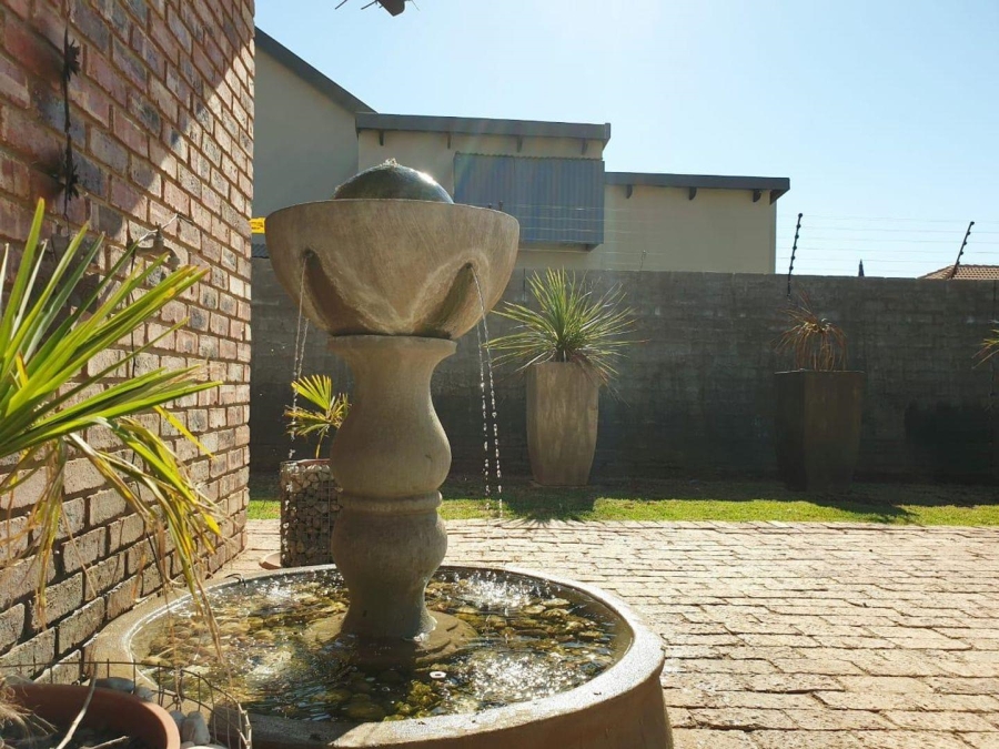 3 Bedroom Property for Sale in Baillie Park North West